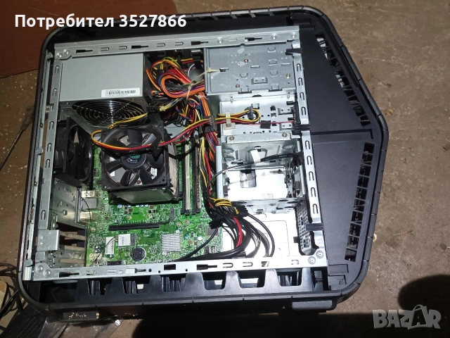 Компютър Acer Predator, снимка 7 - Геймърски - 54782727