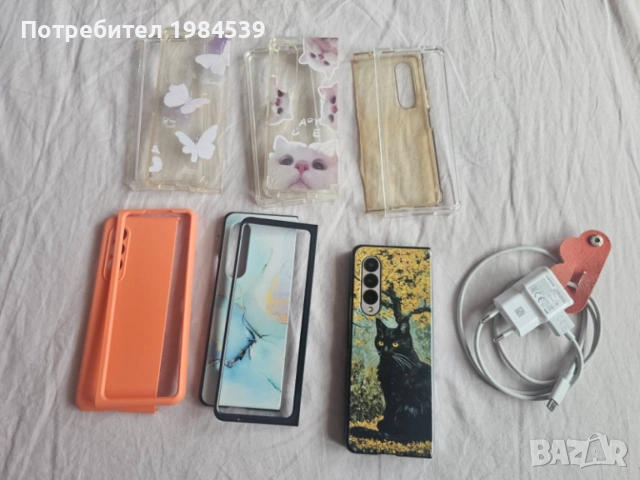 Продавам Samsung Galaxy Z Fold 3 – 256 GB, 12 GB RAM, Silver, снимка 3 - Samsung - 54765956