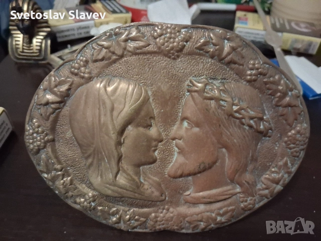 Стара набожна отливка.