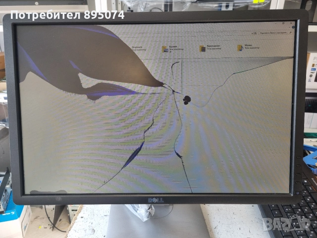Монитор DELL P2213t 22” – за части или ремонт
