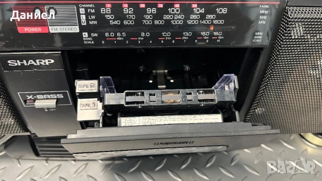 Радио касетофон Sharp WQ-T238H(BK), снимка 3 - Радиокасетофони, транзистори - 54576180
