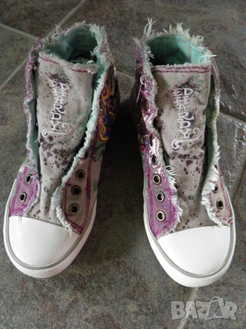 Ed Hardy детски унисекас кецове Uk3,5