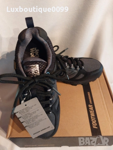 Дамски маратонки Jack Wolfksin , снимка 2 - Маратонки - 54098016