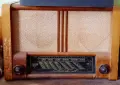Ретро радиоприемник, грамофон и лампово радио от 50-те години, снимка 4
