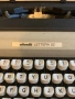 Пишешта машина OLIVETTI LETTERA 52, снимка 2