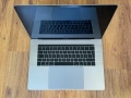 15.4' Core i7 Apple MacBook Pro Late 2016 SG TouchBar 16GB RAM/512GB SSD/Radeon Pro 460 4GB/Бат 4ч, снимка 3