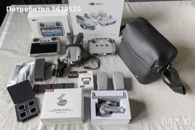 Продавам дрон DJI Air 2s с две дистанционни и аксесоари.