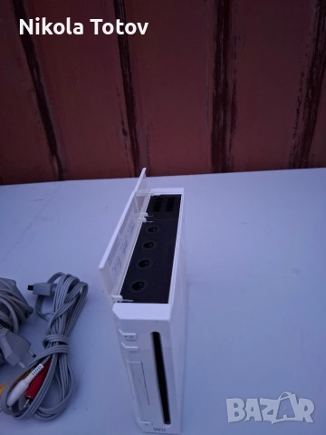 Продава се Nintendo WII , снимка 2 - Nintendo конзоли - 54907585