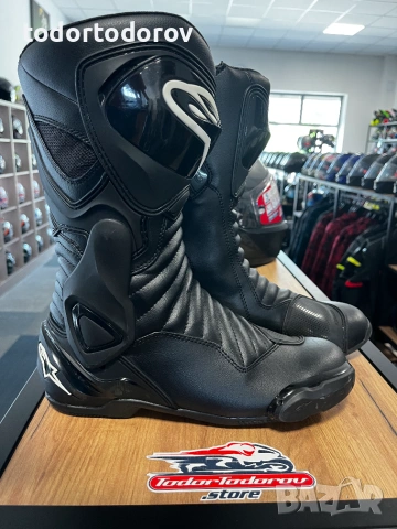 Мото ботуши ALPINESTARS SMX-6 ,номер 43,подвижна става,много запазени 252.30 лв. / 129 €, снимка 2 - Аксесоари и консумативи - 55018530