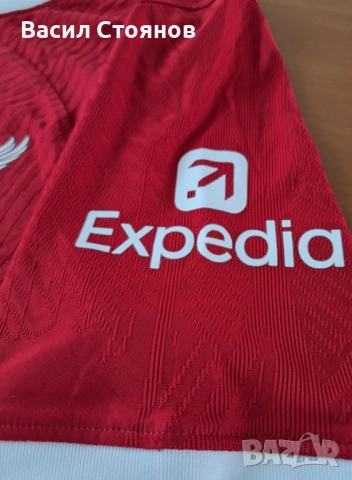 Ливърпул / Liverpool Nike 2023-24 Home Jersey - размер XS, снимка 5 - Фен артикули - 54607579