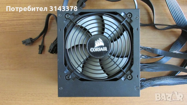 750 ватаCorsair модулно захранване за компютър