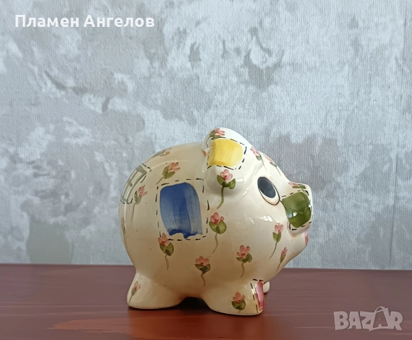 Винтидж керамична касичка"Прасенце" с флорални мотиви 70те-80те години. 