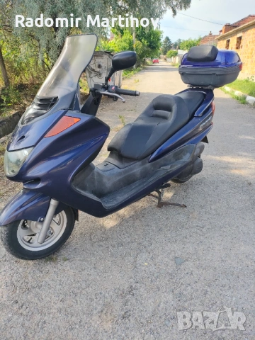 Скутер Yamaha 