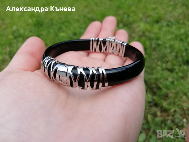 Гривна оникс и сребро, снимка 3 - Гривни - 30018332