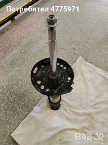 Продавам оригинален амортисьор за Мерцедес GLA 200D в отлично състояние!, снимка 6 - Части - 53956853