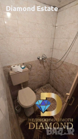 Двуетажна къща в Димитровград, кв. Черноконево, снимка 17 - Къщи - 54424257