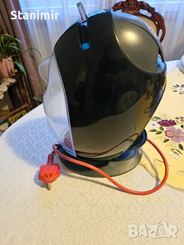 Кафемашина Nescafe Dolce Gusto, снимка 4 - Кафемашини - 55153045