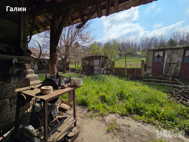 Къща в село Побит Камък, община Разград., снимка 2 - Къщи - 54527413