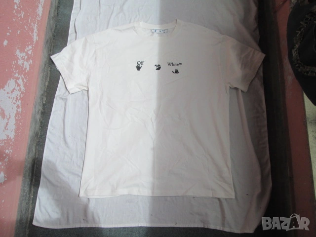 Off White маркова тениска размер XXL.