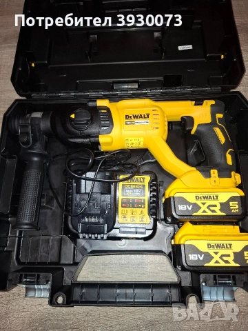 перфоратор dewalt dch133 с 2 батерии и зарядно , снимка 3 - Перфоратори - 54647923