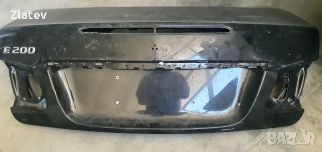 Оригинален Заден Капак (Багажник) за Mercedes E-Class W211 (Седан) Е200