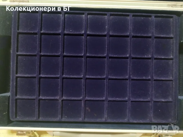 АЛУМИНИЕВ КУФАР CARGO L6 /Leuchtturm/ ЗА 94 МОНЕТИ, снимка 4 - Куфари - 55681549