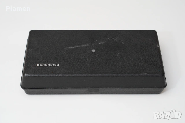 Ретро микрофон Grundig GDM 313 с кутия и стойка – Vintage (Made in Germany), снимка 3 - Микрофони - 55211231