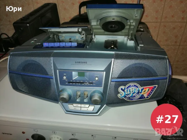 Продавам CD radio касетофон Samsung rcd-m30