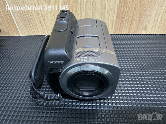 HDD видеокамера Sony DCR-SR55E