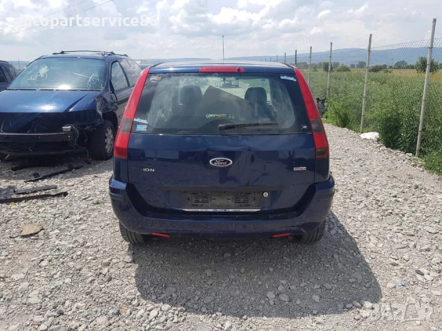Предна дясна халогенна лампа / фар за мъгла за Ford Fusion Mk1 1.4 Tdci (2005) 2N1115201A, снимка 2 - Части - 55061101