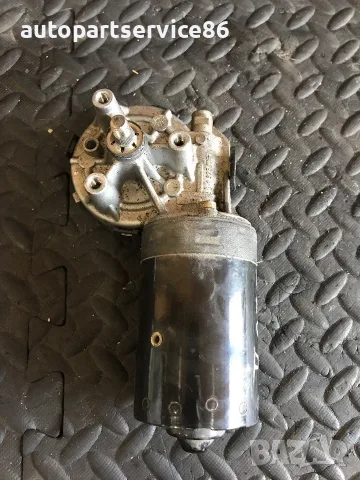 Преден мотор за чистачки Bosch за BMW E46 (1996-2004) 0390241355 0589811272