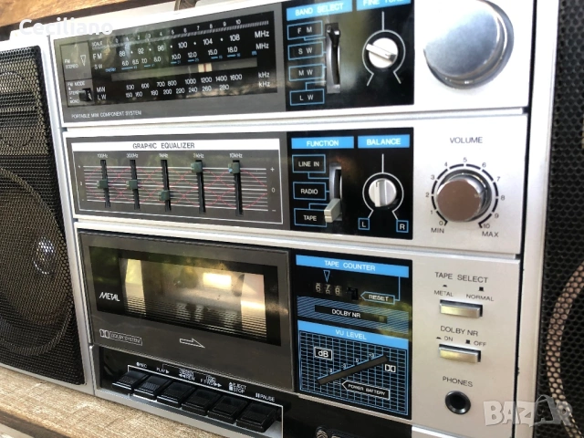 SANYO C30 BOOMBOX  Работи функционално на всичко!, снимка 5 - Радиокасетофони, транзистори - 54795276