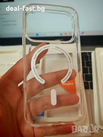 Силиконов TPU калъф с MagSafe за iPhone 17 Pro Max ACS10394 Spigen Liquid Crystal MagSafe Case, снимка 7 - Калъфи, кейсове - 55335337