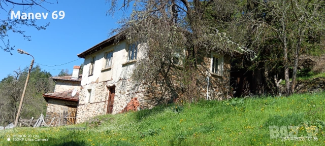 Продавам къща в Родопите с.Чуреково. 🌲 , снимка 2 - Къщи - 54342431