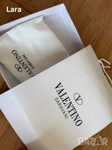 Оригинални Valentino дамски обувки , снимка 7 - Чанти - 54700944