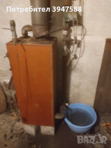 Продавам котел за водно отопление  /  парно, снимка 3 - Печки, фурни - 54160925