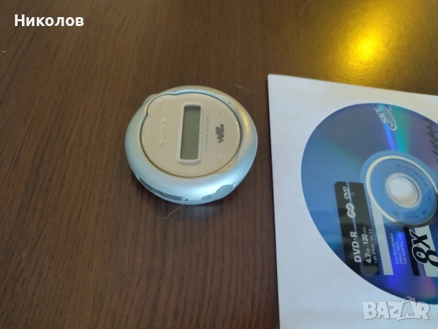 Продавам уокмен (walkman/MP3 плеър) Sony Network Walkman NW-E107, снимка 3 - MP3 и MP4 плеъри - 54104047