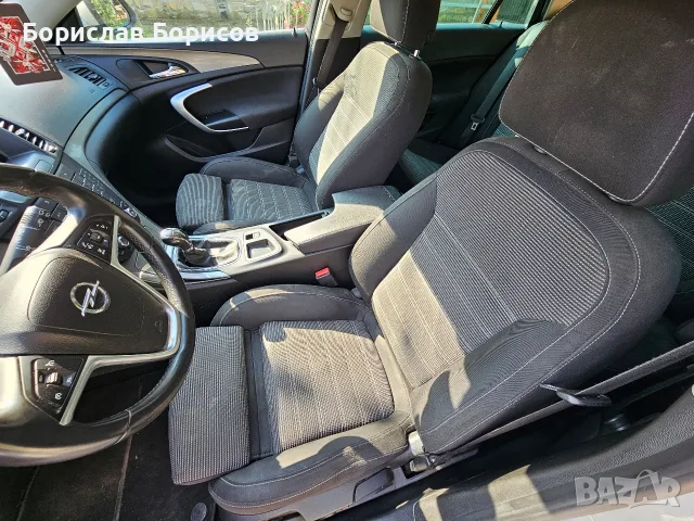 Opel Insignia 2.0CDTI, снимка 9 - Автомобили и джипове - 55622804