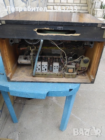 Стар радиограмфон Латвия., снимка 12 - Антикварни и старинни предмети - 54196776