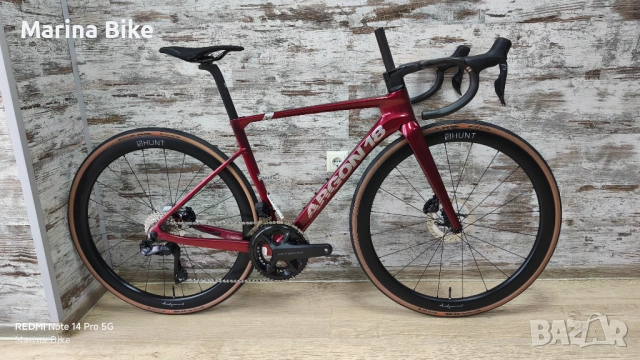 НОВ карбонов шосеен велосипед Argon 18 Sum Disc Ultegra Di2 Hunt Aerodynamycist | S