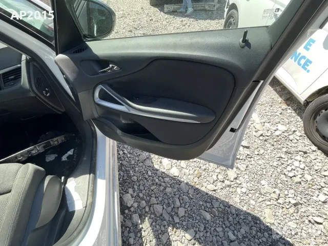 Opel Zafira C Tourer 2017 OPC Line 1.6Turbo 200 к.с . На части., снимка 7 - Части - 55310695