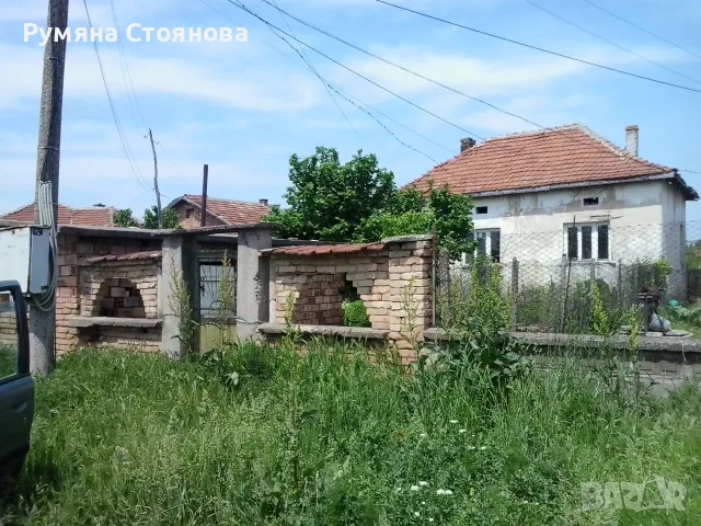 Пподавам къща с гараж, лятна кухня и дворно място