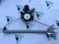 85710-0R020 стъклоповдигач с моторче заден десен от Toyota Highlander (GSU7) 3.5 VVTI , снимка 2