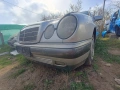 Предна броня за Mercedes-Benz  w210 1997г, снимка 4