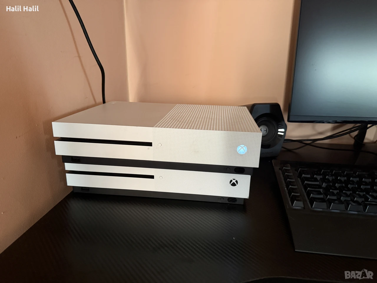 xbox one S с 5 игри и два контролера, снимка 1