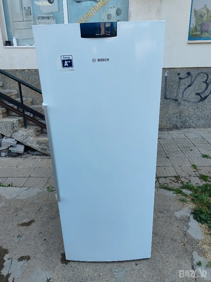 XXL огромен вертикален фризер Бош Bosch No Frost Made in Germany с 2 години гаранция! , снимка 1
