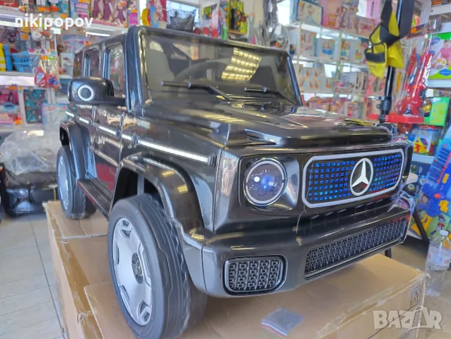 MERCEDES Акумулаторен джип EQG черен
