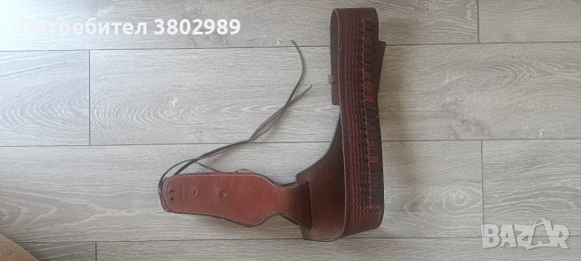 Каубойски кожен колан със кобур.Десен., снимка 2 - Екипировка - 54466651