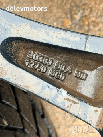 5x127, 8J ET 56.4, 20 цола алуминиеви джанти 71.5 центр. отвор от Jeep Grand Cherokee WK2 3.6i, снимка 11 - Гуми и джанти - 55279316