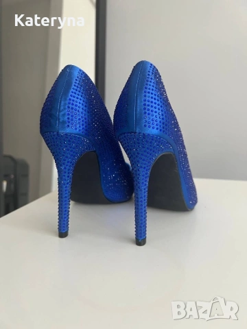 нови обувки с кристали, снимка 7 - Дамски елегантни обувки - 54311144